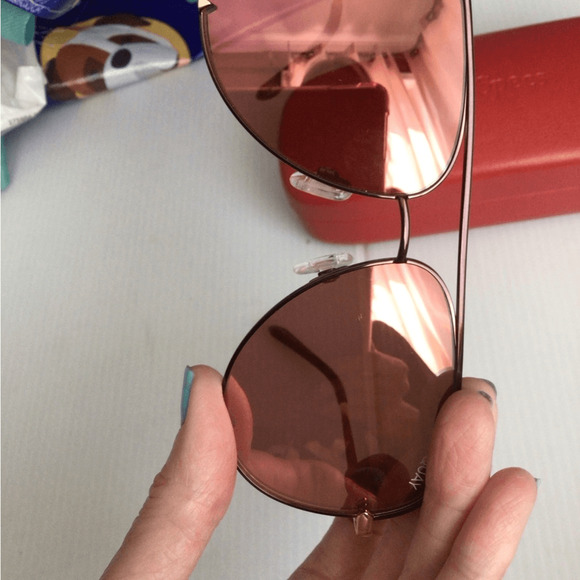 NEW ! Quay Aviator High Key Pink Sunglasses main image 4